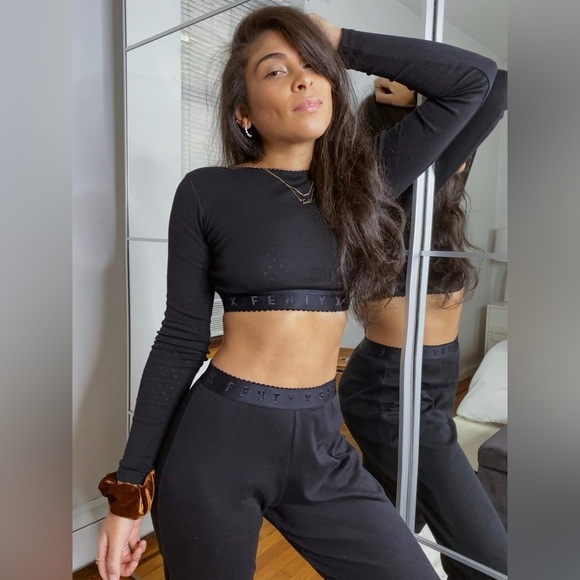 SAVAGE X JERSEY KNIT CROP TOP – Black, Size M, Excellent Used Condition - Picture 1 of 4